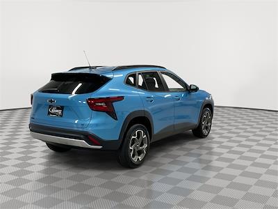 2025 Chevrolet Trax FWD SUV for sale #C250224 - photo 2