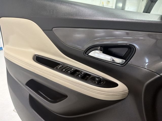 Used 2017 Buick Encore - photo 23