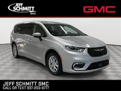 Used 2023 Chrysler Pacifica Touring L Minivan for sale #54176F - photo 1