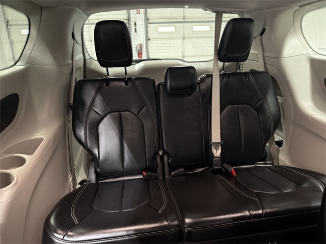 Used 2024 Chrysler Pacifica - photo 19