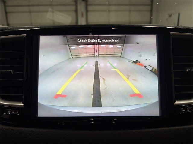 Used 2024 Chrysler Pacifica - photo 29