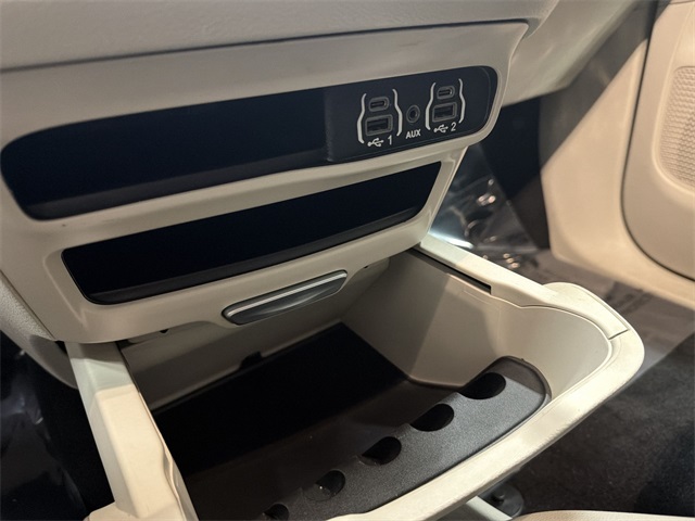 Used 2024 Chrysler Pacifica - photo 30