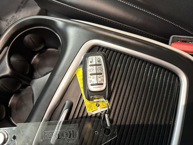 Used 2024 Chrysler Pacifica - photo 35