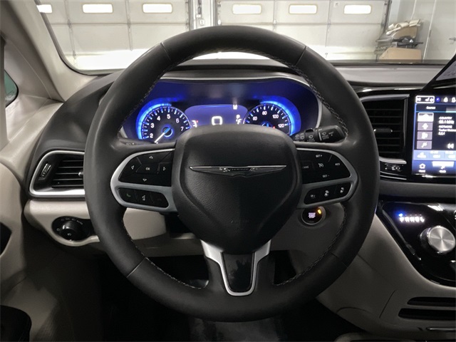 Used 2024 Chrysler Pacifica - photo 34