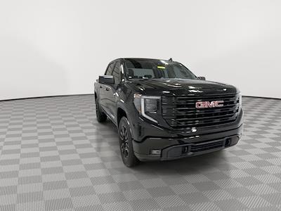 Used 2025 GMC Sierra 1500 - photo 1