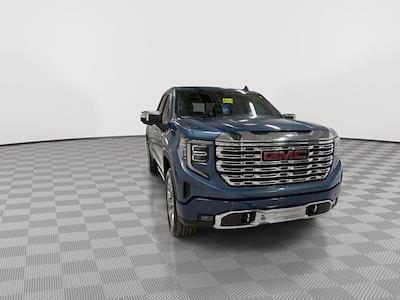 Used 2024 GMC Sierra 1500 - photo 1