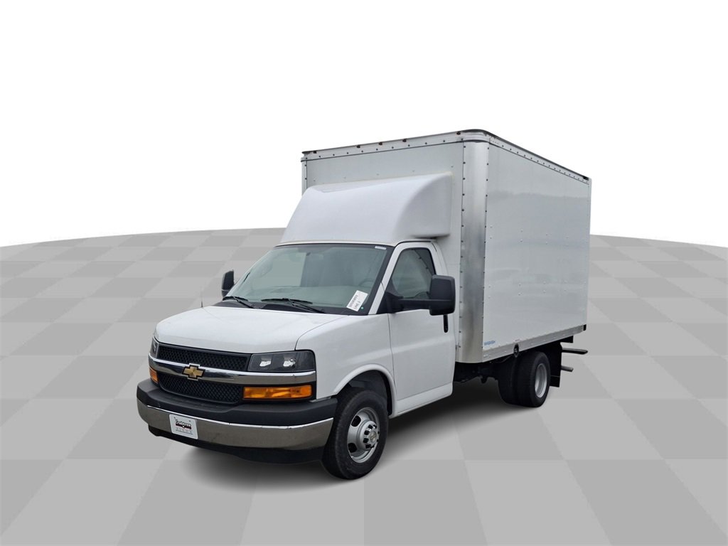 New 2024 Chevrolet Express 3500 Box Van for sale in East Haven, CT