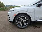 New 2025 Chevrolet Equinox EV LT SUV for sale #CS0320 - photo 18