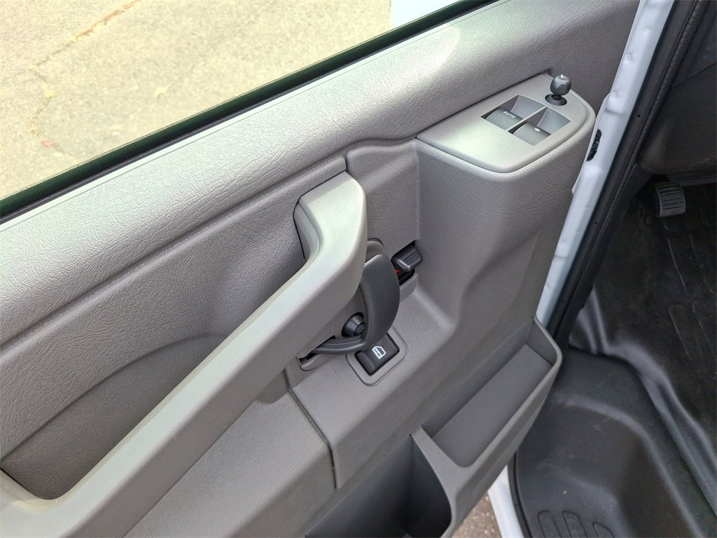 New 2025 Chevrolet Express 3500 - photo 17