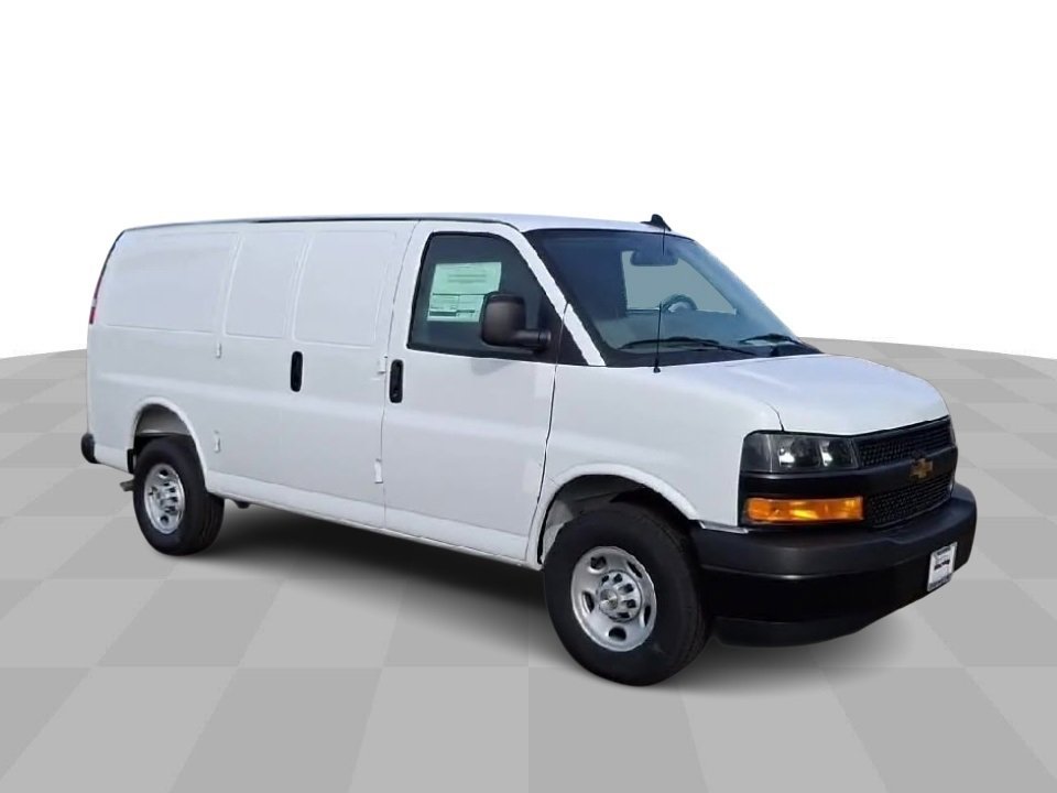New 2025 Chevrolet Express 3500 - photo 7