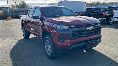 2024 Chevrolet Colorado Crew Cab 4WD, Pickup for sale #CT24781 - photo 2