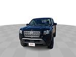 Used 2022 Nissan Frontier SV Crew Cab 4x4 Pickup for sale #NN623505C - photo 4