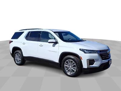 Used 2023 Chevrolet Traverse - photo 1