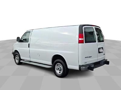 Used 2024 GMC Savana 2500 - photo 1