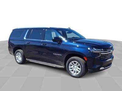 Used 2024 Chevrolet Suburban - photo 1