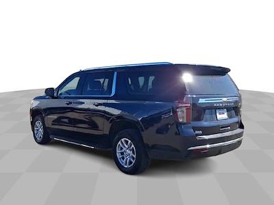 Used 2024 Chevrolet Suburban - photo 1