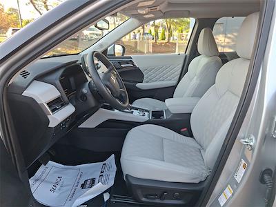 Used 2024 Mitsubishi Outlander PHEV - photo 1
