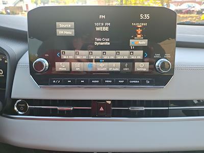 Used 2024 Mitsubishi Outlander PHEV - photo 1