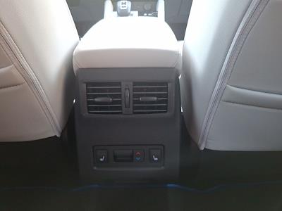 Used 2024 Mitsubishi Outlander PHEV - photo 1