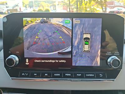 Used 2024 Mitsubishi Outlander PHEV - photo 1