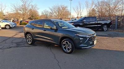 Used 2025 Chevrolet Trax LT for sale #SC140880C - photo 2