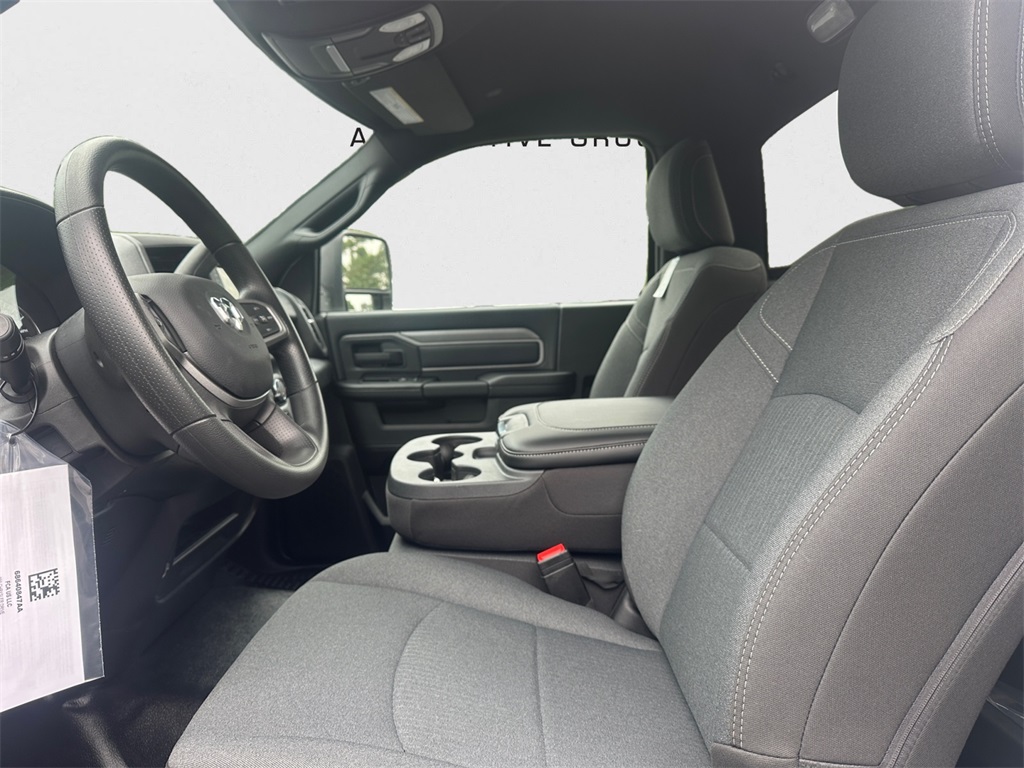 New 2024 Ram 5500 - photo 25