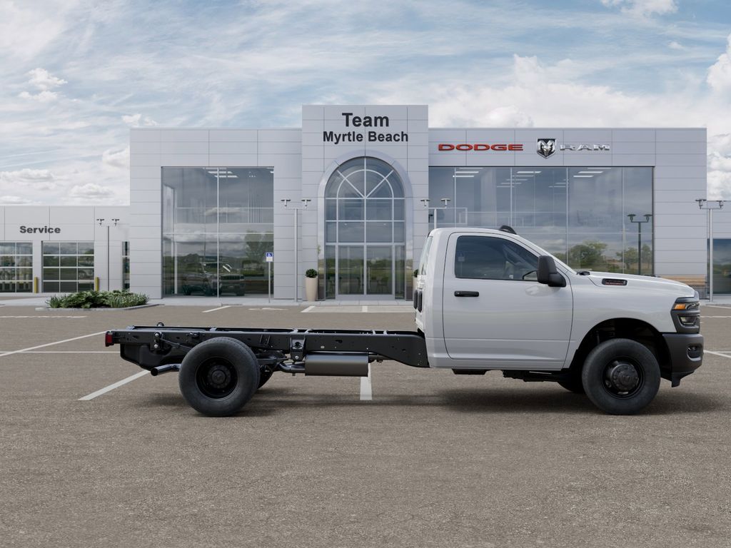 New 2025 Ram 3500 - photo 23