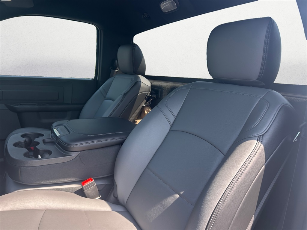 New 2025 Ram 5500 - photo 36