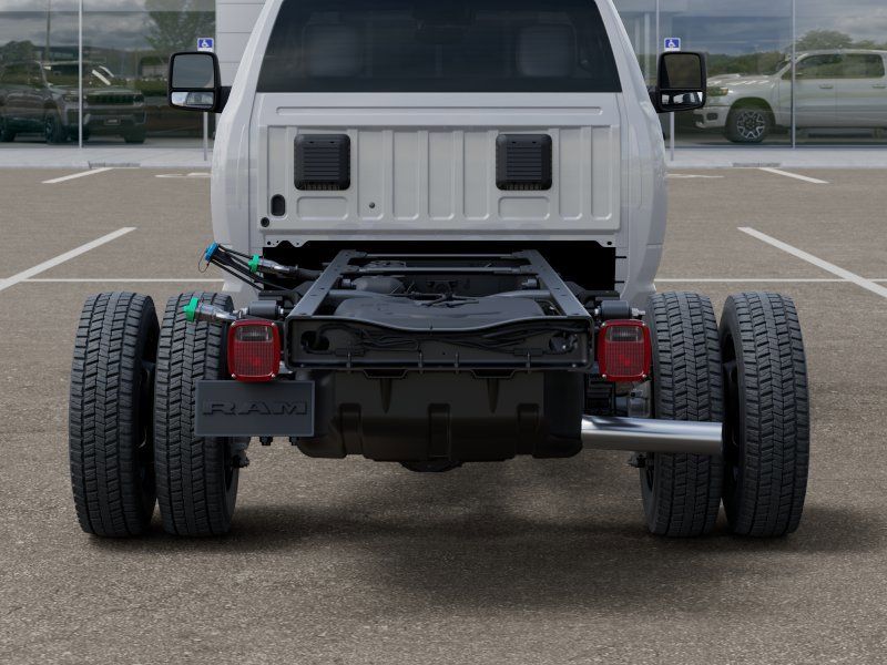 New 2025 Ram 5500 - photo 15
