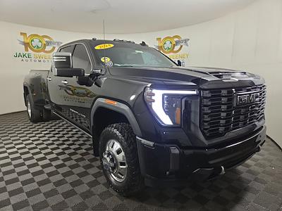 Used 2024 GMC Sierra 3500 Denali Ultimate Crew Cab for sale #C38893 - photo 1