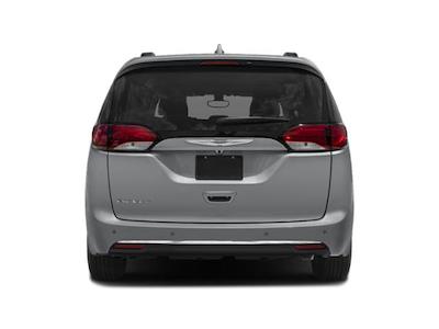 Used 2019 Chrysler Pacifica - photo 1