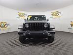 Used 2022 Jeep Gladiator Altitude Crew Cab 4WD Pickup for sale #E11915 - photo 3