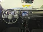 2022 Jeep Gladiator Crew Cab 4WD Pickup for sale #E11936 - photo 11