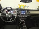 2020 Jeep Gladiator Crew Cab 4WD Pickup for sale #E12226 - photo 11