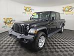 2020 Jeep Gladiator Crew Cab 4WD Pickup for sale #E12226 - photo 3