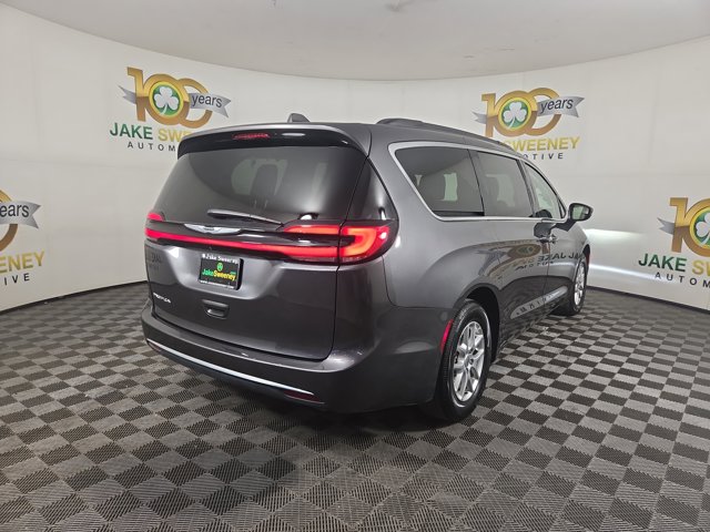 Used 2022 Chrysler Pacifica - photo 9