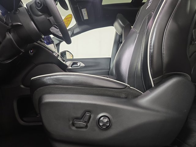 Used 2024 Chrysler Pacifica - photo 32