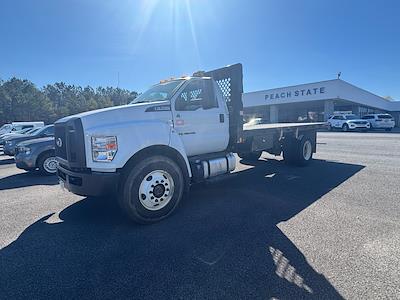 Used 2021 Ford F-750 - photo 1