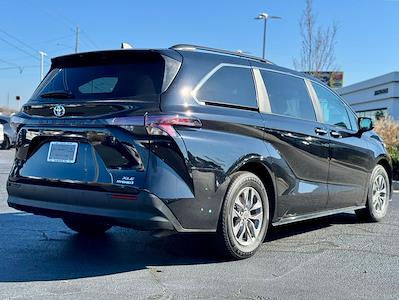 2023 Toyota Sienna FWD, Minivan for sale #RP2072 - photo 2