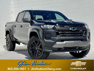 New 2025 Chevrolet Colorado Trail Boss Crew Cab 4x4 Pickup for sale #V4751 - photo 1