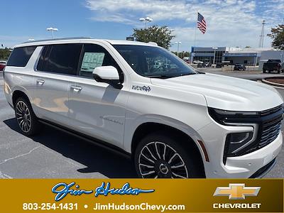New 2025 Chevrolet Suburban High Country 4WD SUV for sale #V4820 - photo 1