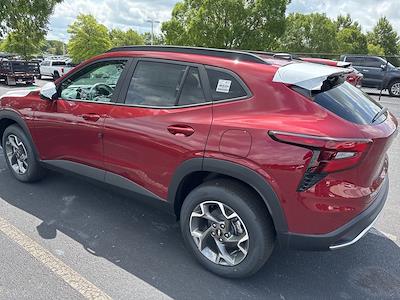New 2025 Chevrolet Trax LT SUV for sale #V4895 - photo 2