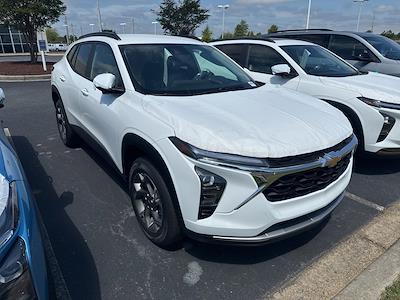 New 2025 Chevrolet Trax LT SUV for sale #V4945 - photo 1
