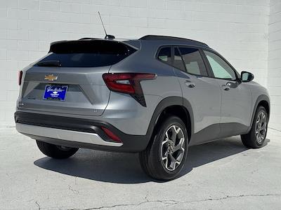New 2025 Chevrolet Trax LT SUV for sale #V4962 - photo 2