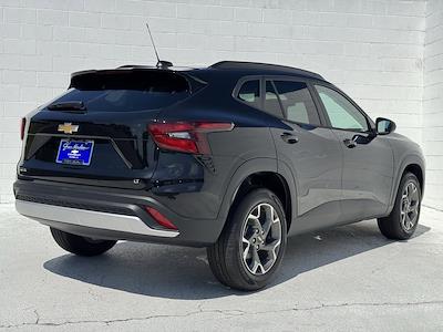 New 2025 Chevrolet Trax LT SUV for sale #V4970 - photo 2