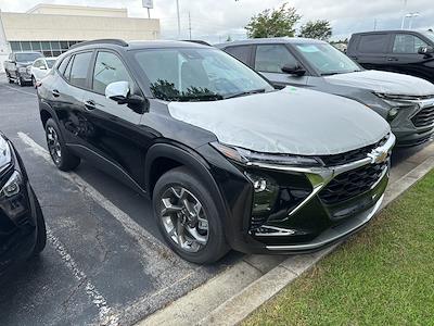 New 2025 Chevrolet Trax LT SUV for sale #V4970 - photo 1