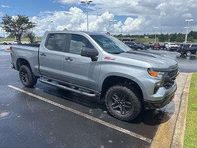 New 2025 Chevrolet Silverado 1500 Custom Crew Cab 4WD Pickup for sale #V4995 - photo 2