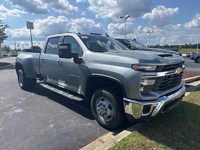 New 2026 Chevrolet Silverado 3500 LT Crew Cab 4WD Pickup for sale #V5096 - photo 2
