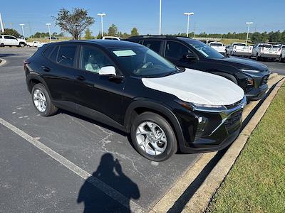 New 2026 Chevrolet Trax LS SUV for sale #V5123 - photo 2