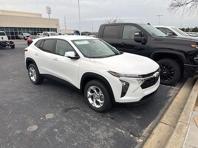 New 2026 Chevrolet Trax LS for sale #V5501 - photo 2